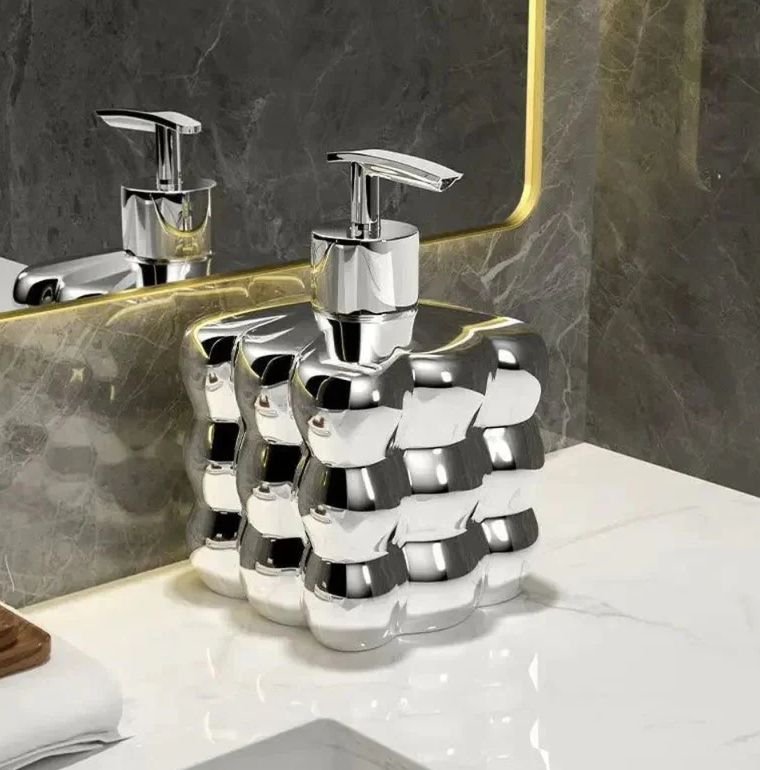 Bubelle – Puff Bubble Ceramic Soap Dispenser color chrome luxe