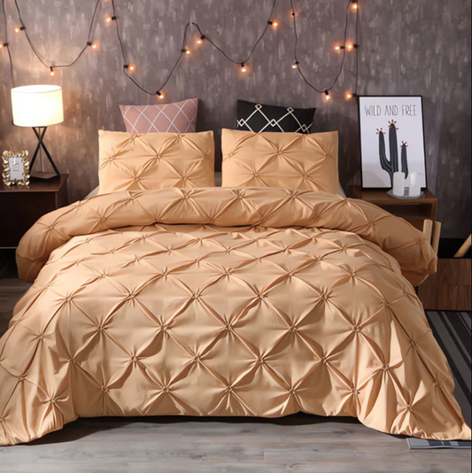 AmoreEase – Pinch Pleat Duvet Cover Set golden beige